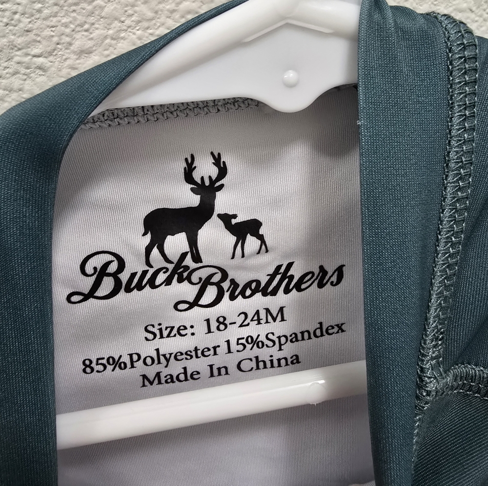 Buck Brothers Rashguard - Picture 2 of 2